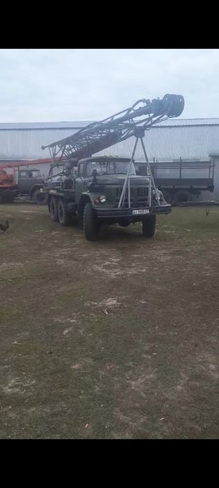 Послуги спецтехніки Буріння свердловин Самоскидів та Екскаватора Верховина