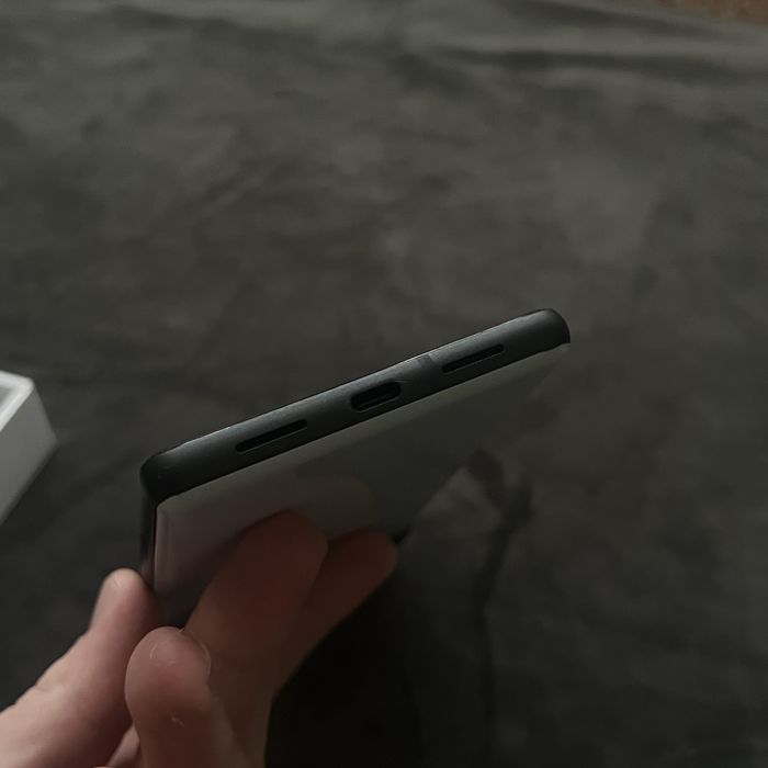 Телефон Google Pixel 6 8/128 90гц Стан ідеал