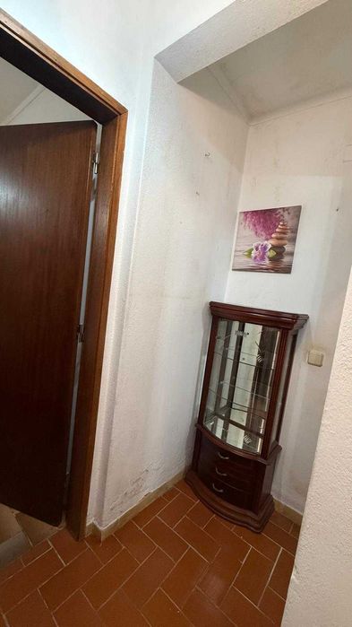 T1 no Centro de Lagos com Logradouro – Excelente Oportunidade!