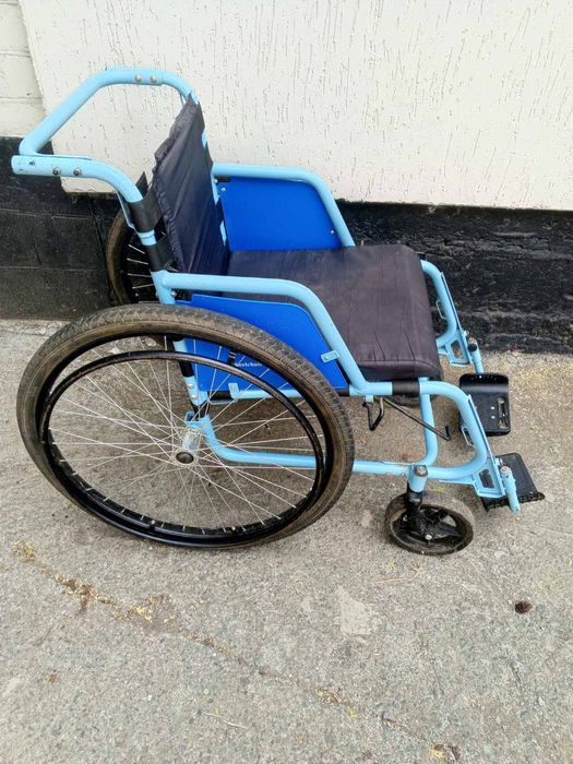 Инвалидная коляска