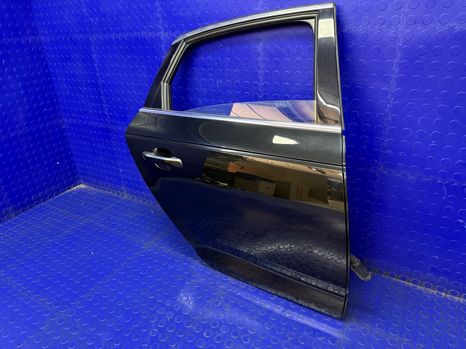 DRZWI kompletne tylne prawe AUDI A4 S4 B9 8W SEDAN tył prawy LY9T | OEM |