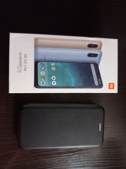 Продам чехол-книжка,  силиконовый  чехол