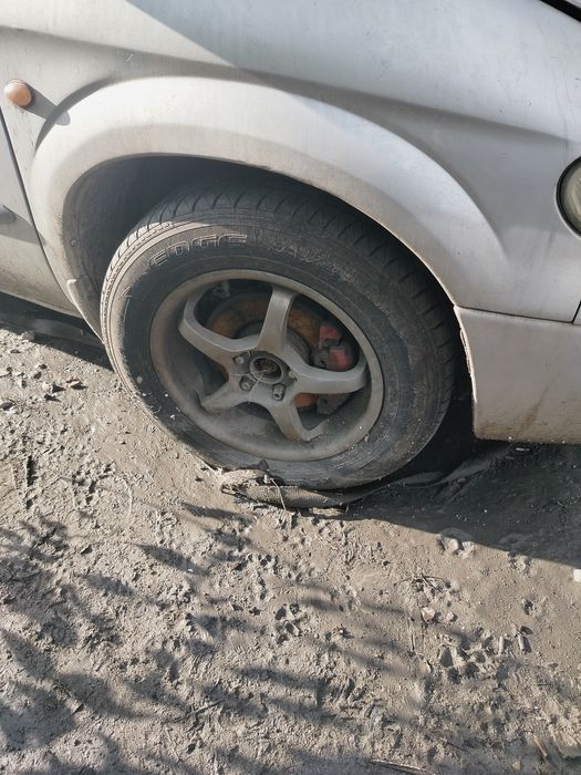Продам автомобиль крайслер