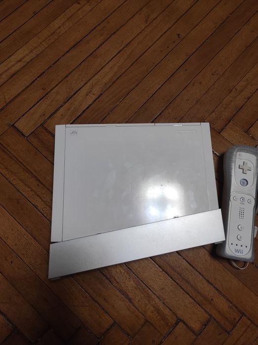 Приставка Nintendo Wii.