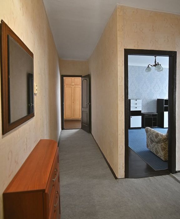 # Здам 2 кім.квартиру в Центрі