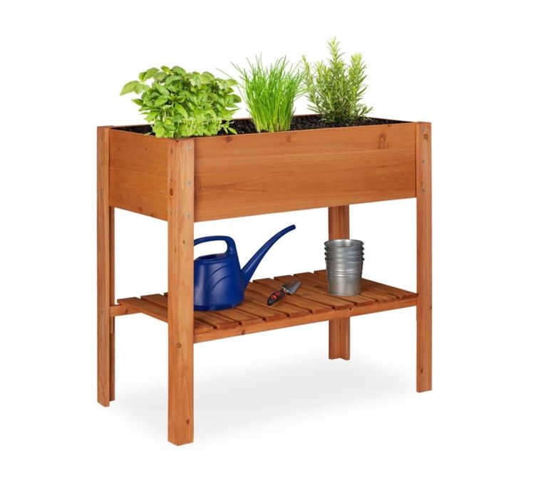 Drewniana donica na kwiaty