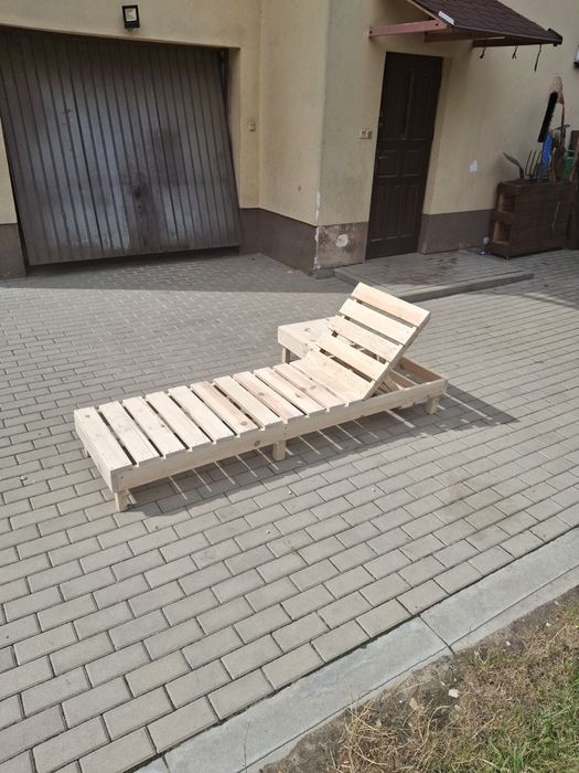 Sprzedam lezak ogrodowy