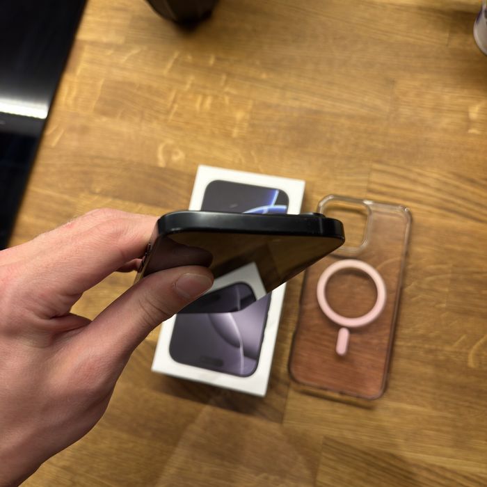 iPhone 16 Pro Max 256GB 91% baterii