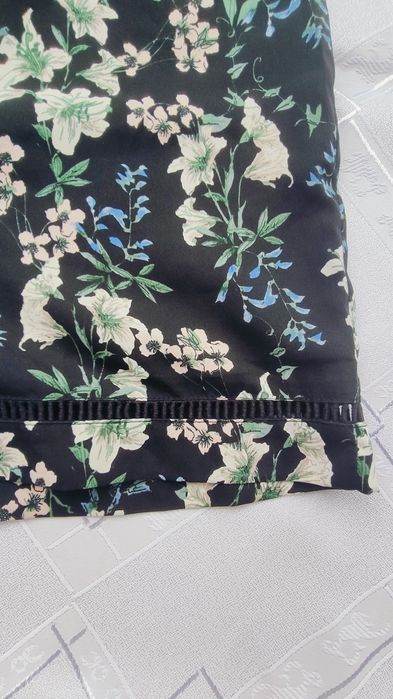 Nowe eleganckie spodenki letnie rozm L