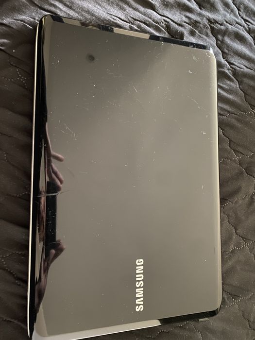 Ноутбук samsung rv508