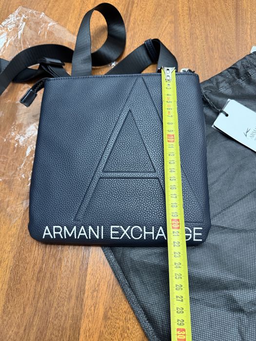 Продаю новую мужскую сумку ARMANI