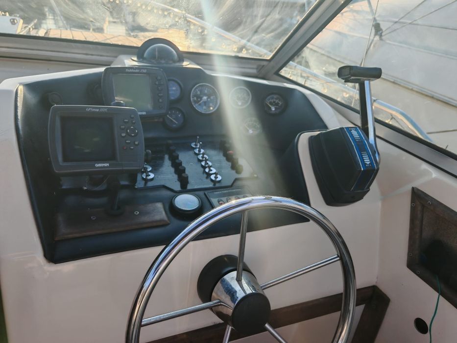 BAIXO PREÇO. BARCO 28" GLASTRON Volvo penta D6  diesel
