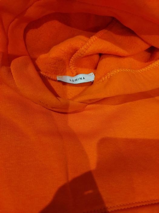 Vestido de malha côr de laranja
