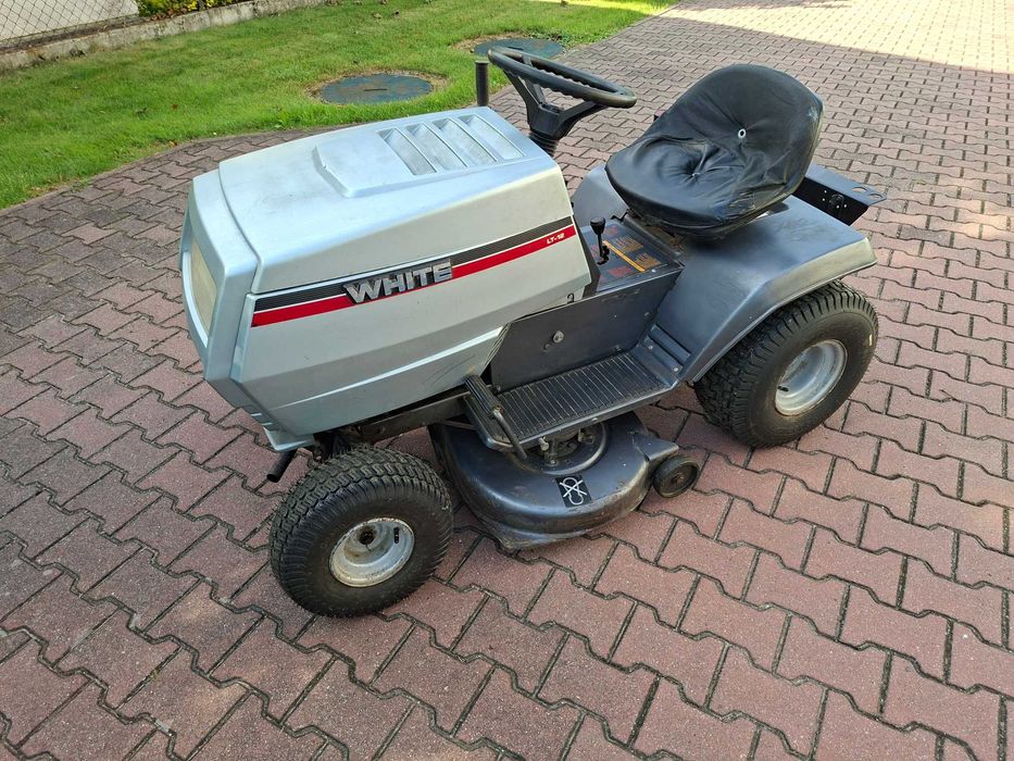 Traktorek kosiarka MTD White LT-12