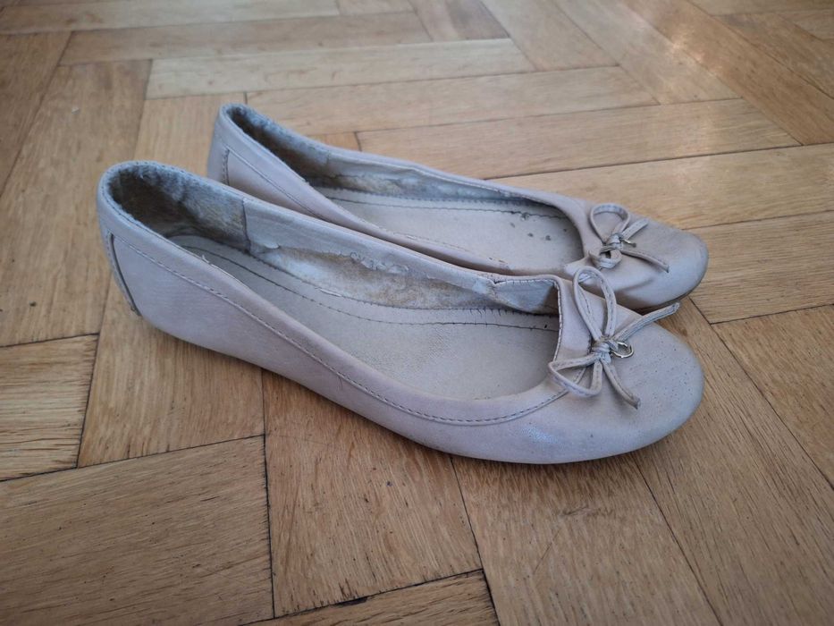 Buty, baletki, baleriny, tenisówki, skórzane, kremowe, roz. 38