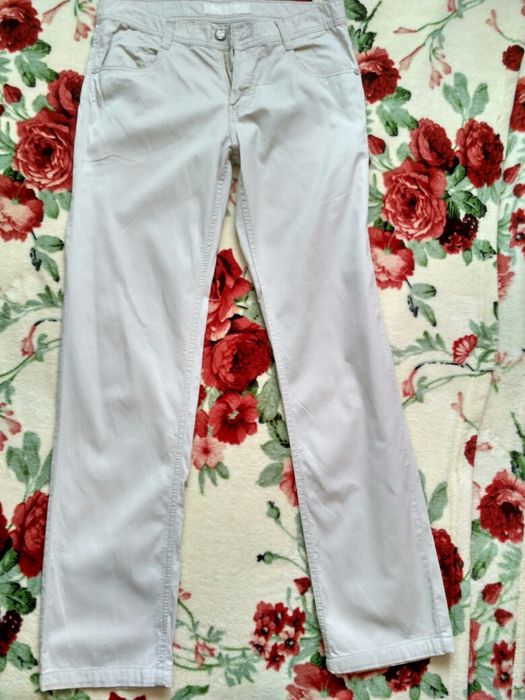 Продам легкие мужские брюки (джинсы)