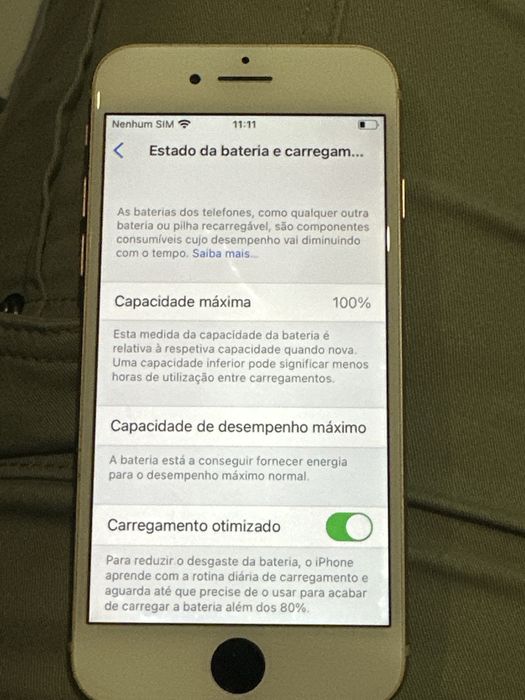 IPHONE 8.  64GB.   IMPECAVEL .  IOS 16.6.1. Vendo. Bateria 100% Nova.