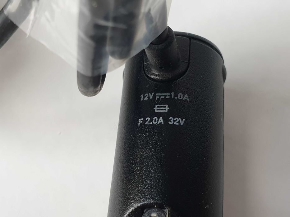 FM Belkin  Трансмітер 30pin  iPod та iPhone  Belkin F8Z343ea