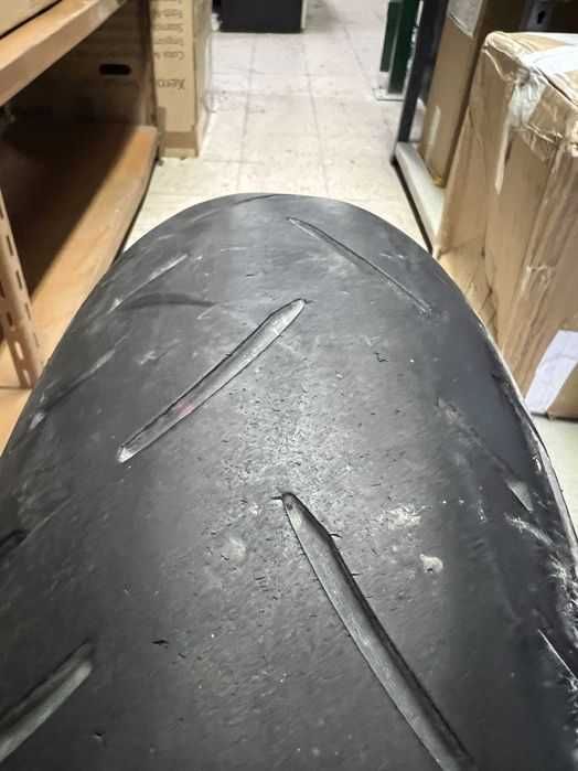 Jantes Honda CB300R (Pyrite Metallic) + Pneus Dunlop Sportmax Usado