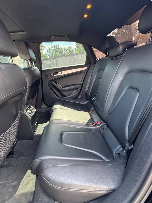 Audi A4 2015 VIN WAUFFCFL2FN046014 фото оголошення 10 з 16