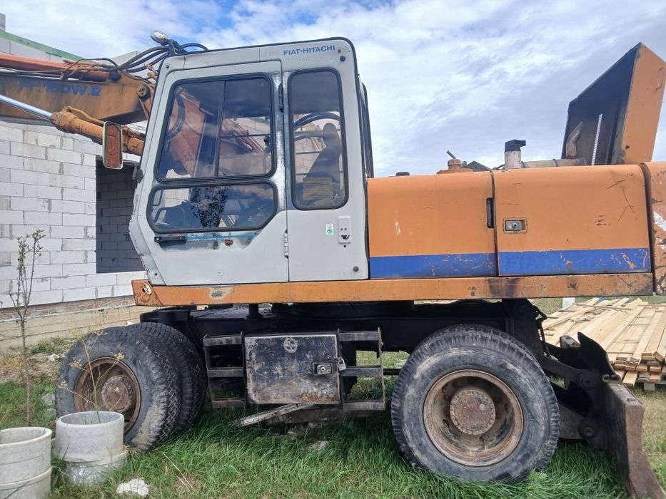 Продам ескаватор