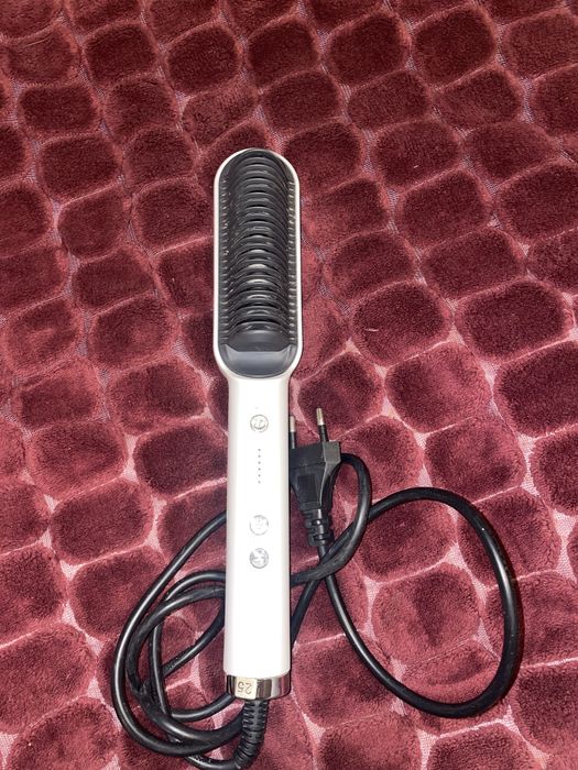 Вирівнювач для волося