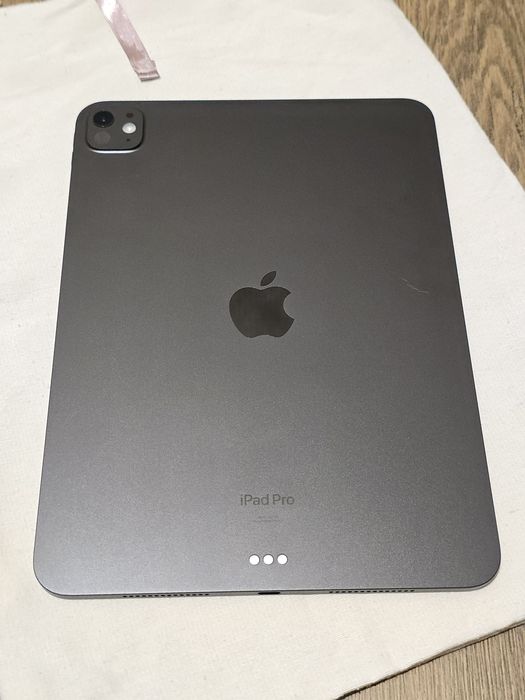 Планшет Ipad pro 11 m4