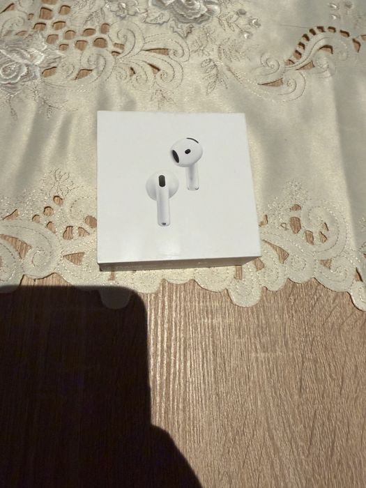 Słuchawki APPLE AirPods 4 z aktywną redukcją hałasu MXP93ZM/A