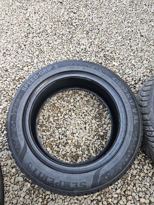 Opony zimowe 17 215/55 7mm 2024r