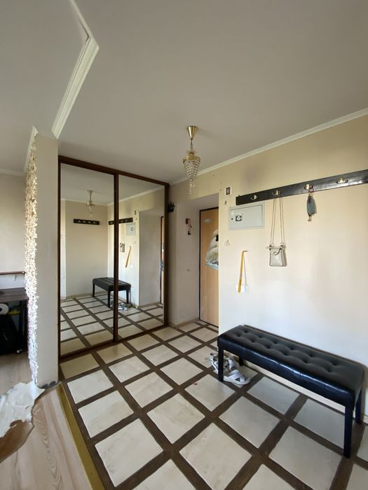 Продаю 2 кв. ул. Садовая - Пограничная , 73 кв.м.