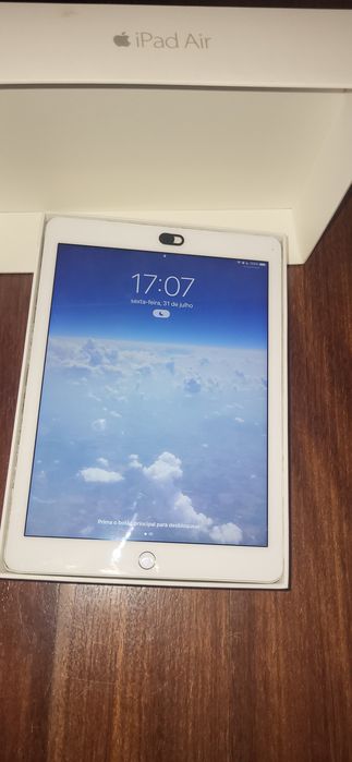 iPad Air 16GB / 32GB Wi-Fi (Cinzento Espacial) – Excelente Estado