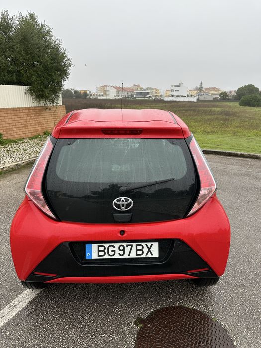 Toyta Aygo 1.0  X-Play Ac