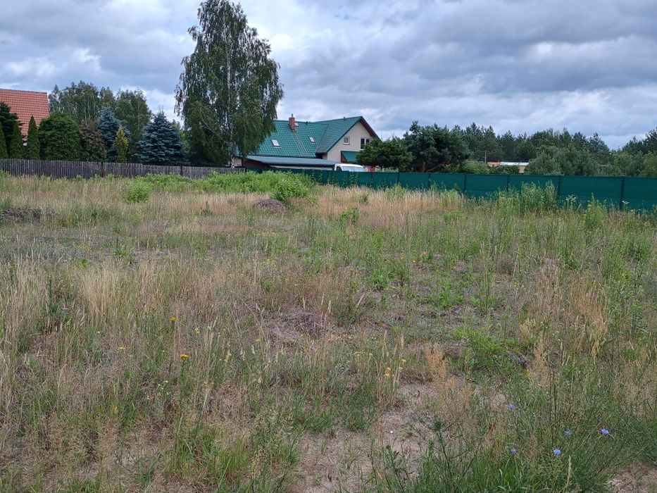 Sprzedam działkę budowlaną Lipiny