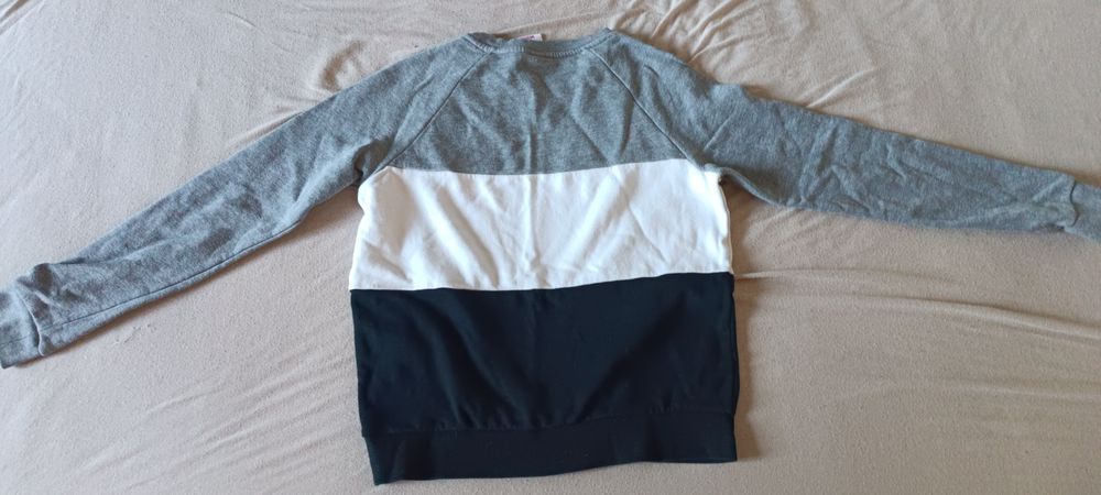 Свитшот Kappa розмір М без нюансів.Оригінальна.