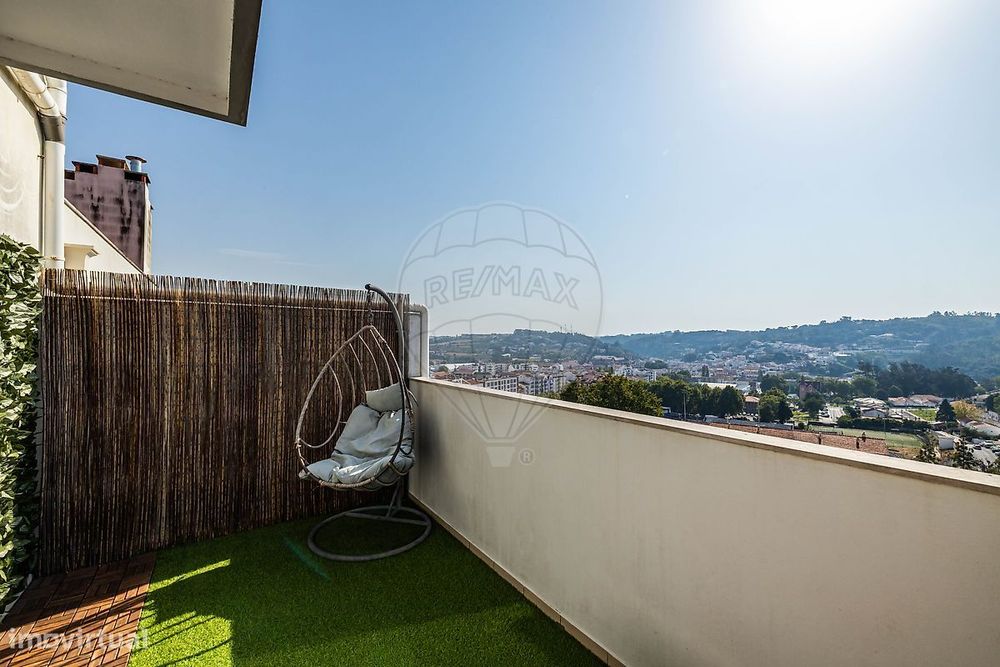 Apartamento T4 para venda
