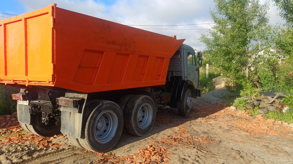 Продам камаз 55111