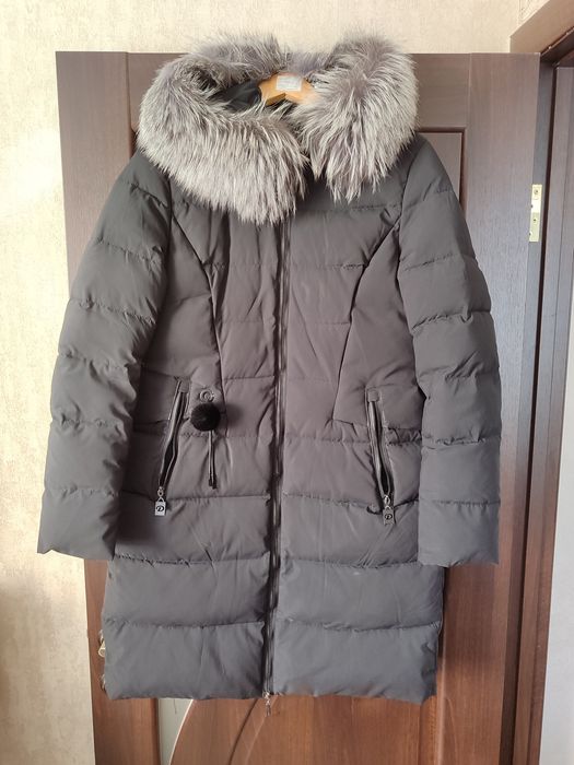 Продам зимове пальто.48 р