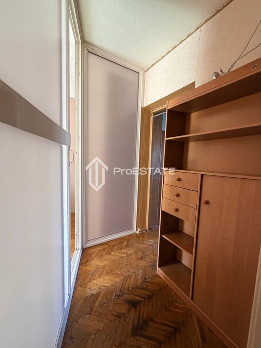 Продаж 2 к квартири Лісовий ,Кубанської України 45б
