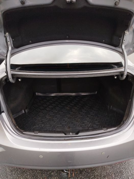 Продам Hyundai ELANTRA