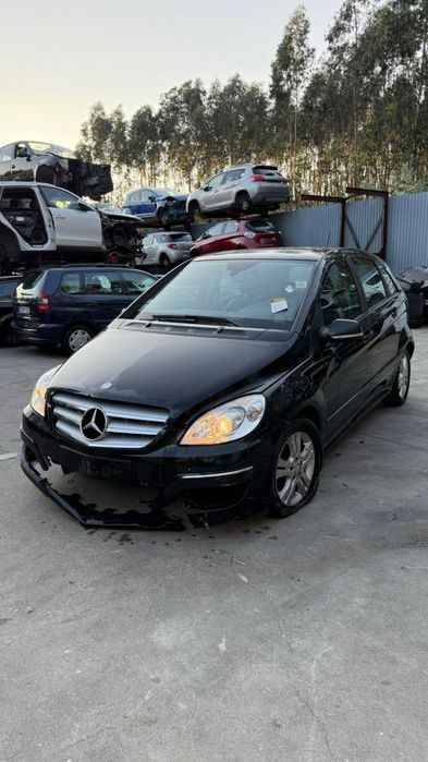 Para peças MERCEDES-BENZ Classe B (W245)