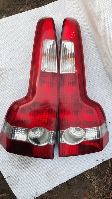 Volvo V50 lampa tył tylna lampy tylne prawa lub lewa