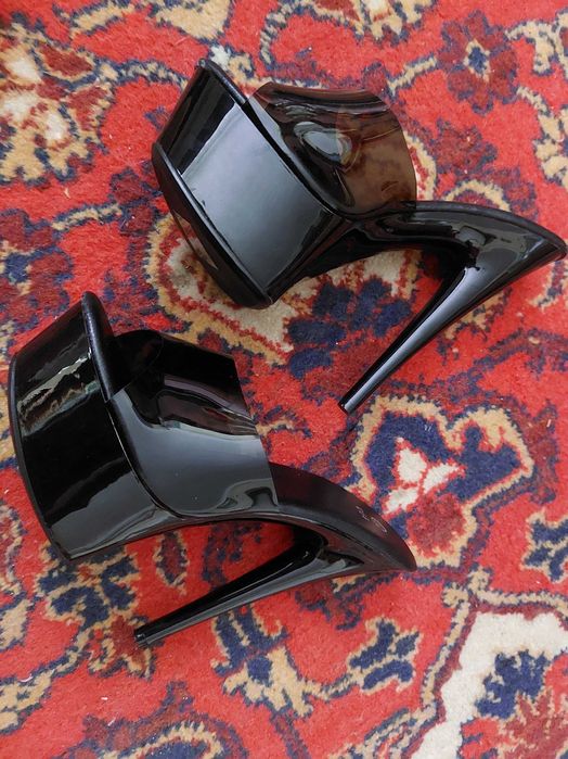 Стрипи для танців високий зручний каблук (нові) 37го розміру