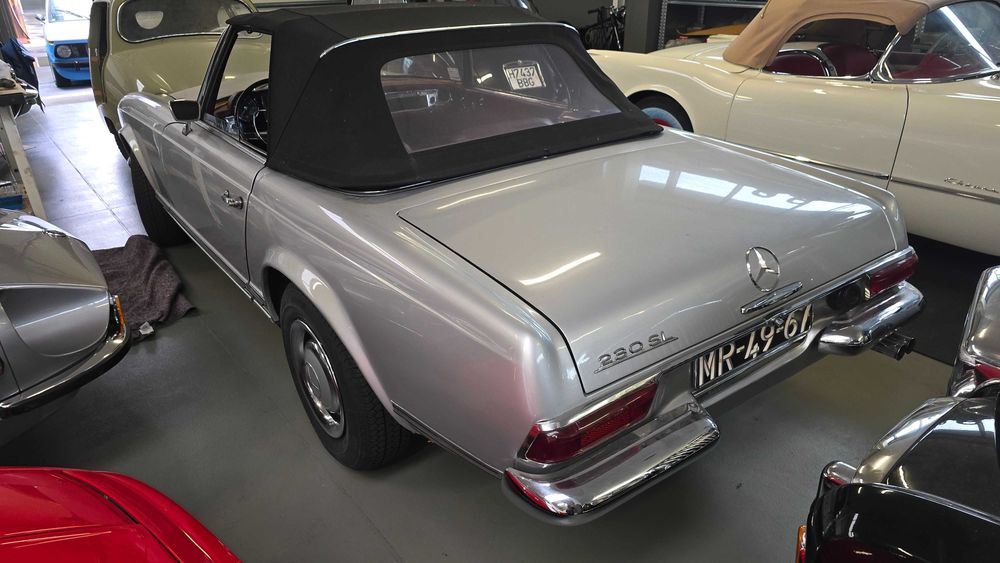 Mercedes-Benz 230SL W113 Pagode 1964 Classico registado en Portugal