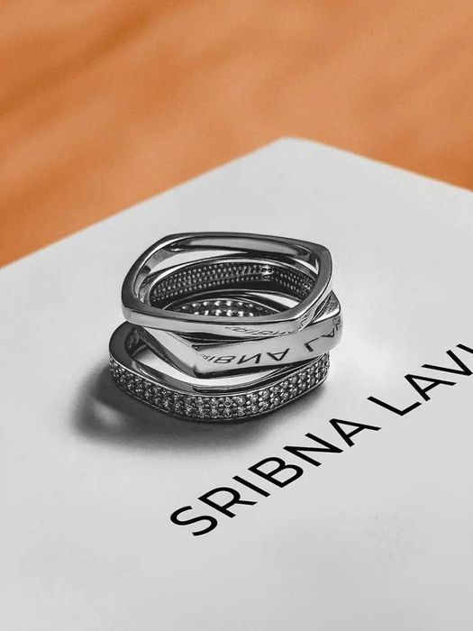 Каблучка Срібло 925 проби. Мінімалізм. Розмір 19. Нова