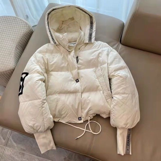 Куртка пуховик chanel