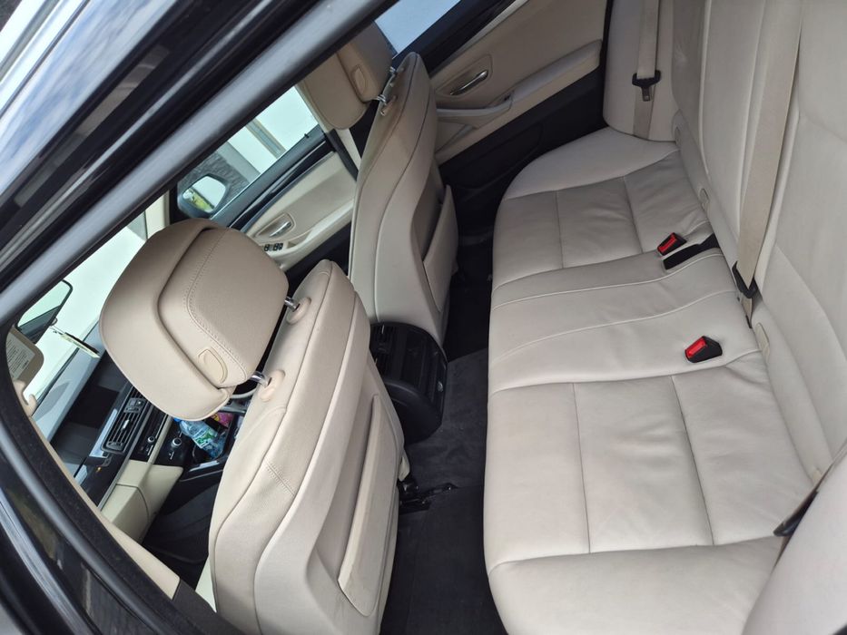 BMW Seria 5 F11 520d