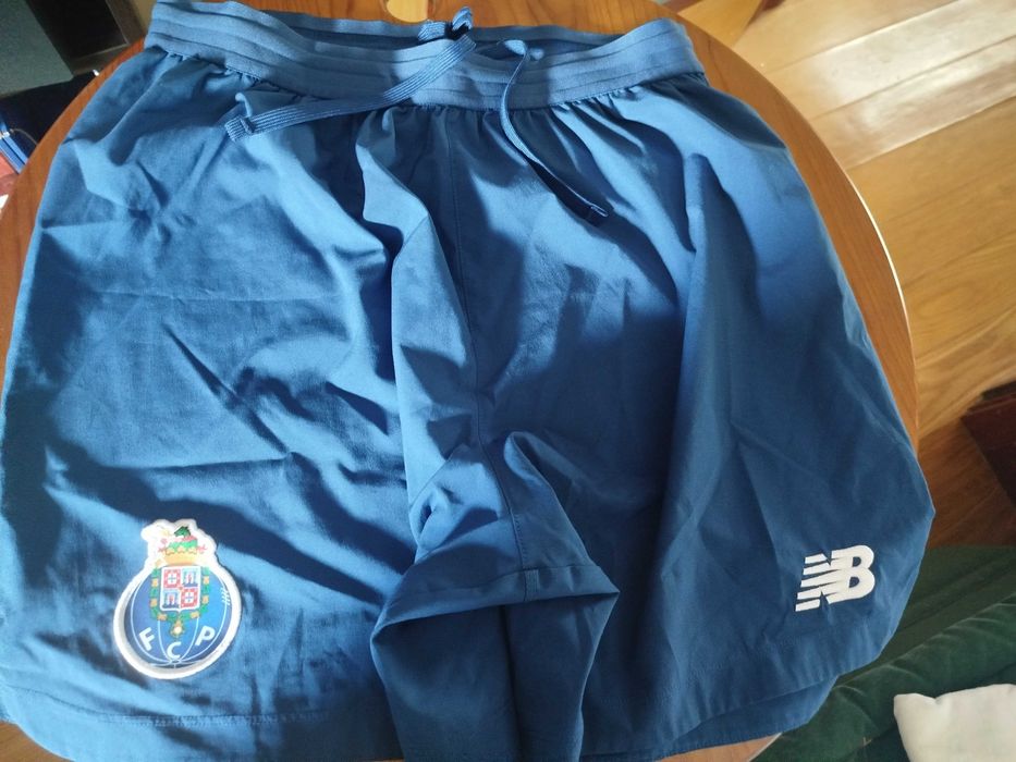 Roupa do FCP original a partir de 2 euros