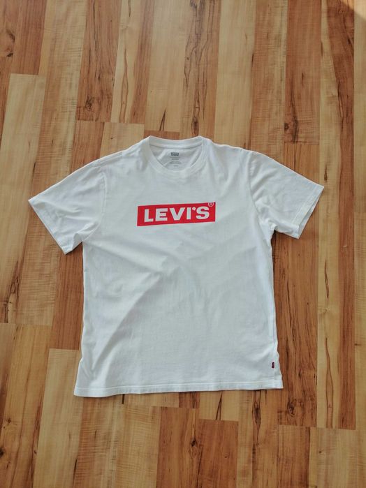 Biała koszulka Levi's