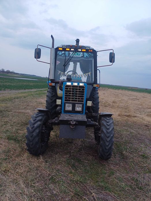Продам трактор мтз 82