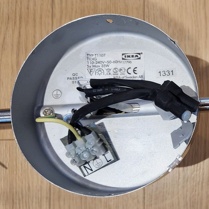 Candeeiro IKEA 5 focos ajustáveis com lâmpadas incluídas